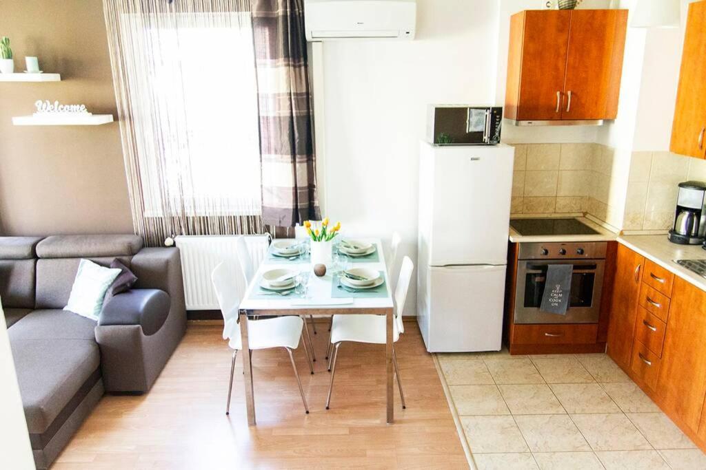 Vip Mini Resort,Private Parking & Balcony Budapesta Exterior foto