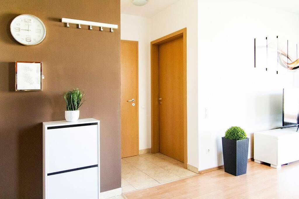 Vip Mini Resort,Private Parking & Balcony Budapesta Exterior foto